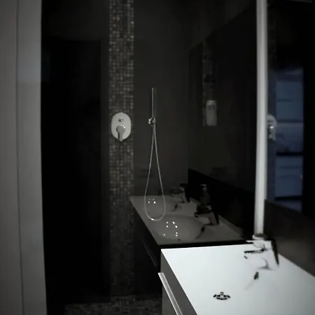 Le Marly 酒店 芒通