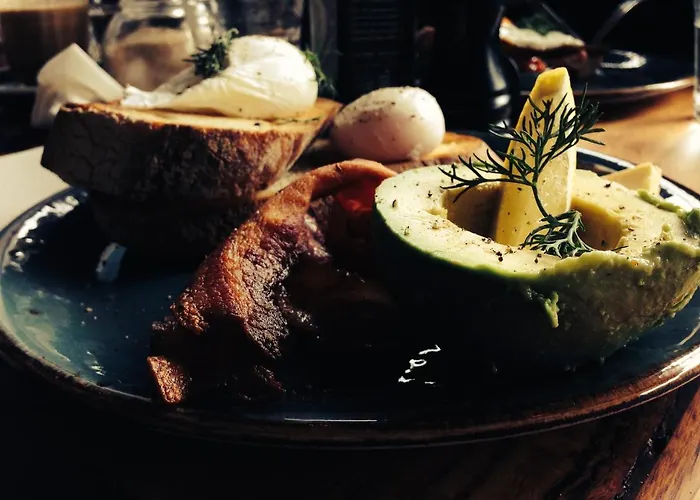 Le Marly * Μεντόν